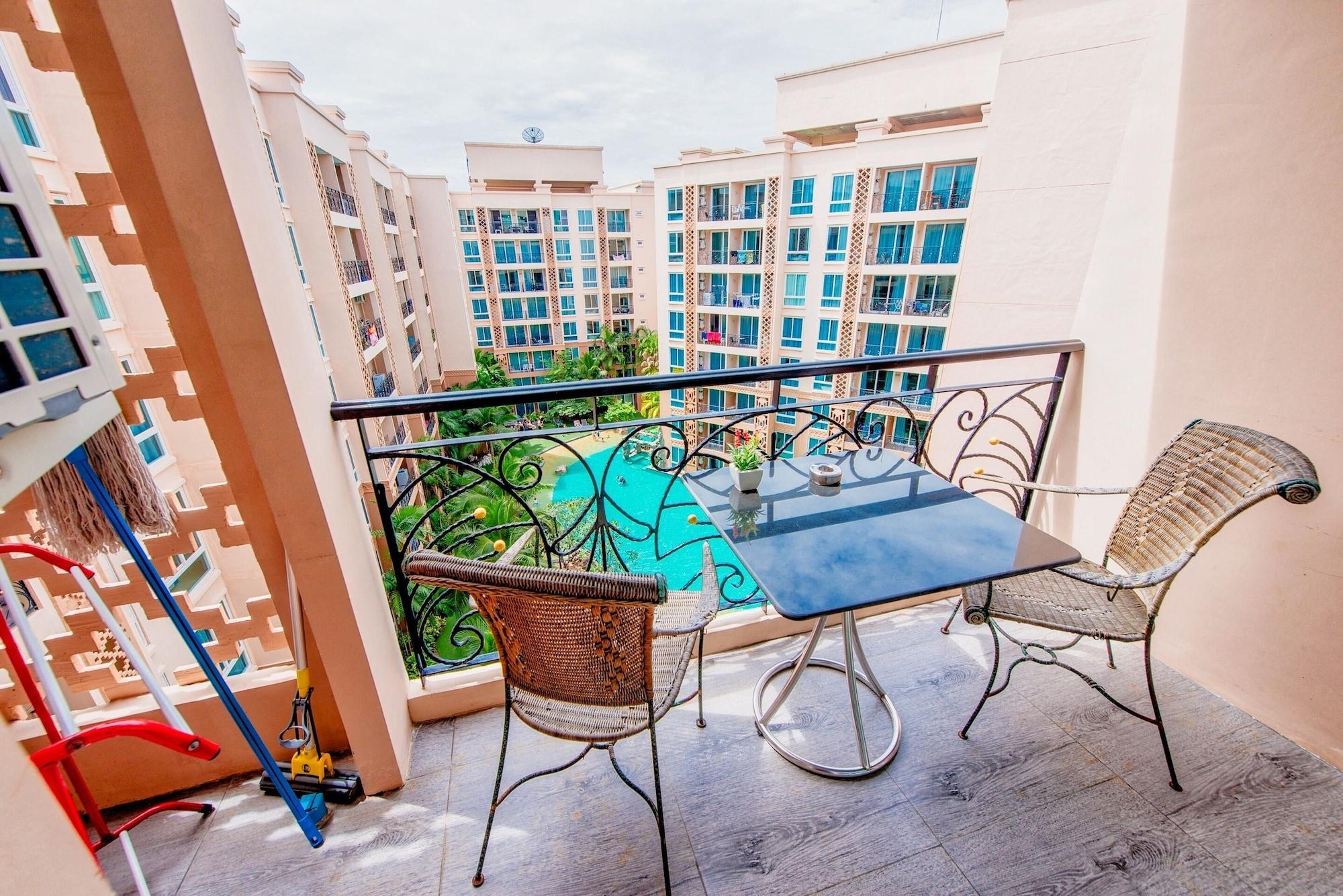 Atlantis Condo Resort Jomtien Beach Buitenkant foto