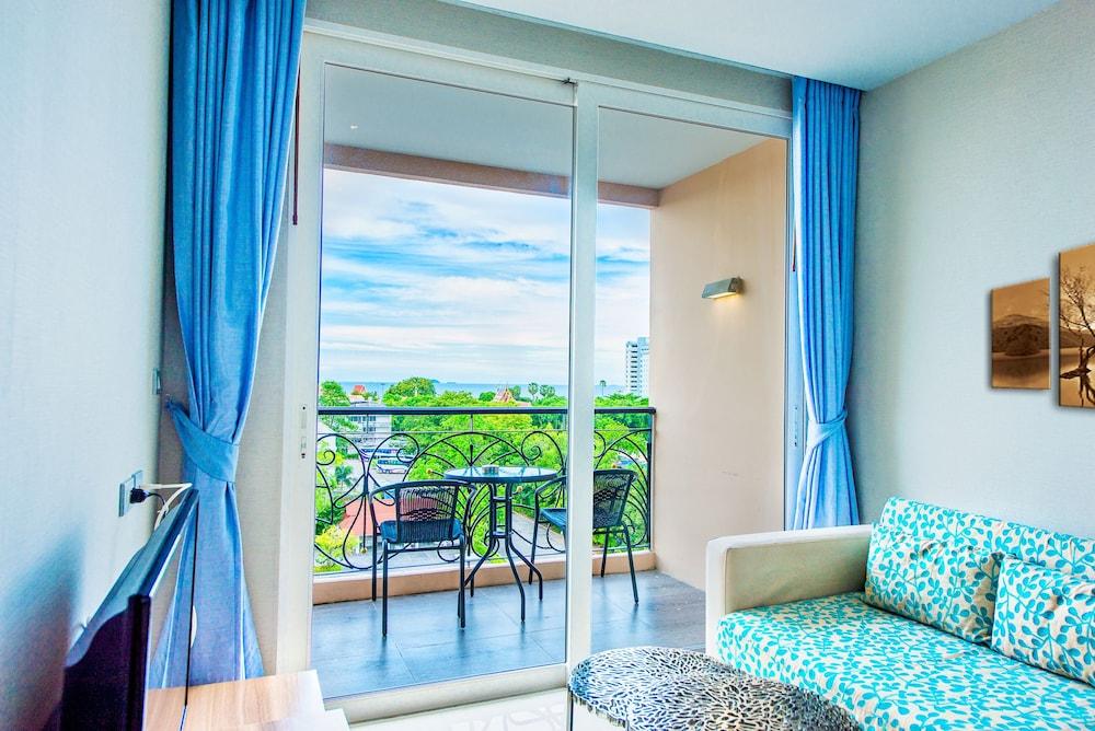 Atlantis Condo Resort Jomtien Beach Buitenkant foto