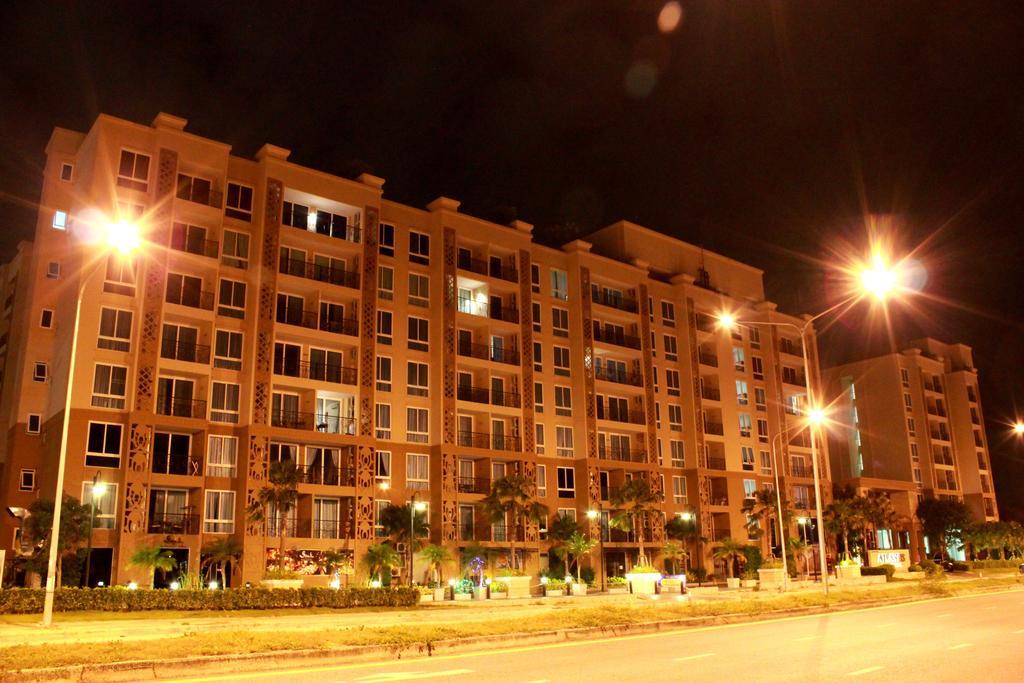 Atlantis Condo Resort Jomtien Beach Kamer foto
